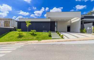 Imagem: A casa em condomínio possui 4 Dormitórios, 5 Banheiros, 4