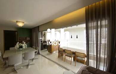 Imagem: O apartamento possui 4 Dormitórios, 4 Banheiros, 3 Vagas na