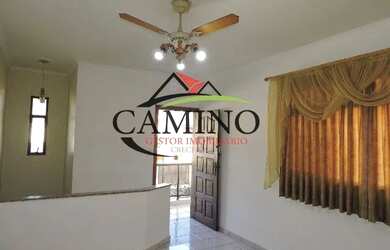 Imagem: A casa possui 2 Dormitórios, 1 Banheiro, 1 Vaga na garagem