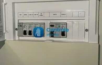 Imagem 9: Sala comercial com garagem no bairro Agronômica, em Florianópolis