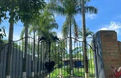 Imagem: A chácara à venda possui 2050m² de Área e está localizado