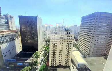 Imagem: O depósito possui 1 Vaga na garagem, 48m² de Área e está