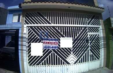 Imagem: A casa possui 2 Dormitórios, 2 Banheiros, 2 Vagas na garagem