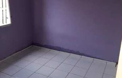 Imagem: A casa possui 2 Dormitórios, 1 Banheiro e Varanda e está localizado