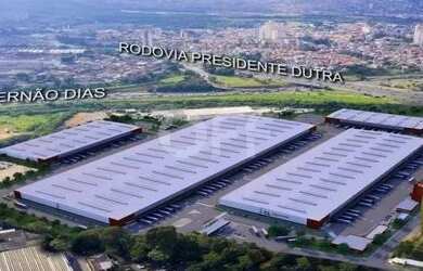 Imagem: O depósito possui 5 Vagas na garagem, 5.174m² de Área, Imóvel