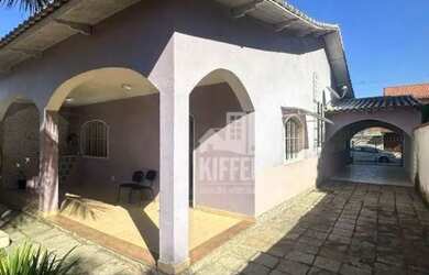 Imagem 15: asa Ampla no Centro de Rio Bonito com Duas Residências e 6 Quartos