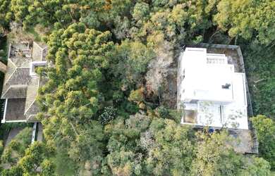 Imagem: O terreno possui 785m² de Área e está localizado em Canela