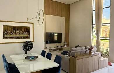 Imagem: A casa em condomínio possui 3 Dormitórios, 3 Banheiros, 2