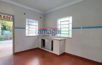 Imagem 3: Casa com 3 dormitórios na área central