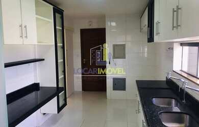 Imagem 9: Apto de 3 quartos com suite e 2 semi suítes, dependência completa, 3 VAGAS COBERTAS , laze