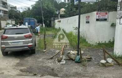 Imagem: O terreno possui 749m² de Área e está localizado em Recreio