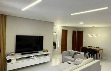 Imagem: A casa possui 2 Dormitórios, 2 Banheiros, 1 Vaga na garagem