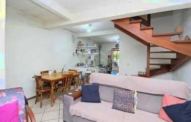 Imagem 5: Casa em Porto Alegre, no bairro Hípica, com 2 dormitório s , e 2 banheiros,...