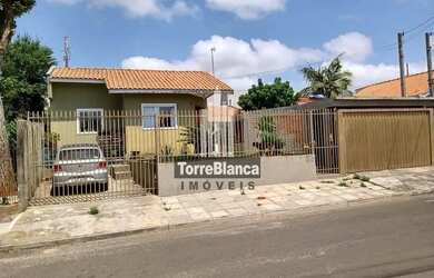 Imagem: A casa em condomínio possui 3 Dormitórios, 3 Banheiros, 3