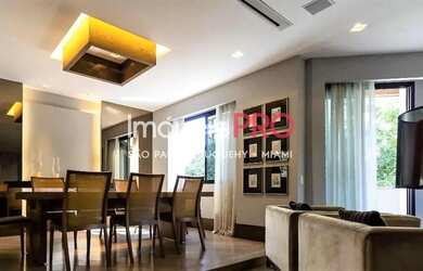 Imagem 4: Campo Belo. Piscina, Imóvel mobiliado, Varandae220m² de Área