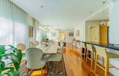 Imagem: A casa em condomínio possui 3 Dormitórios, 5 Banheiros, 2