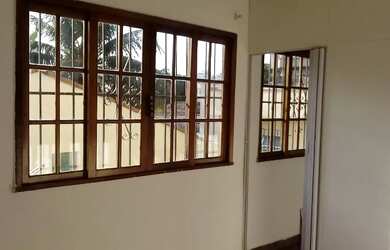 Imagem 10: Alugo Sobrado com 3 Quartos em Vila no RJ