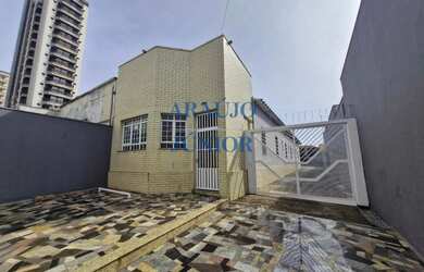 Imagem: O depósito possui 5 Vagas na garagem, 393m² de Área e está