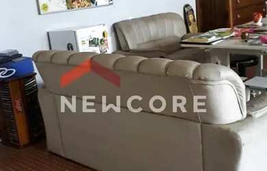 Imagem: A casa possui 3 Dormitórios, 3 Banheiros, 2 Vagas na garagem