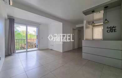 Imagem: O apartamento possui 2 Dormitórios, 1 Banheiro, 1 Vaga na garagem