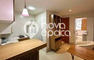 Imagem: A kitnet possui 1 Banheiro, 30m² de Área e está localizado