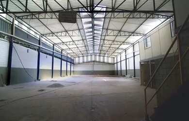 Imagem: O depósito possui 1200m² de Área e está localizado em Distrito