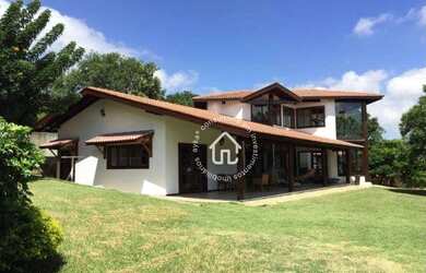 Imagem: A casa em condomínio possui 4 Dormitórios, 5 Banheiros, 5