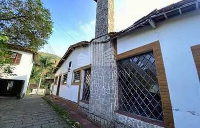 Imagem 7: Magnifica casa em Itaipava