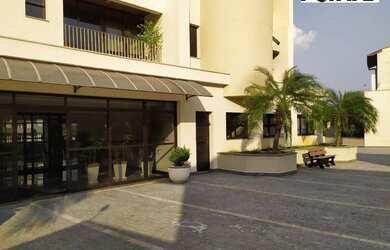 Imagem: O apartamento possui 3 Dormitórios, 1 Banheiro, 1 Vaga na garagem