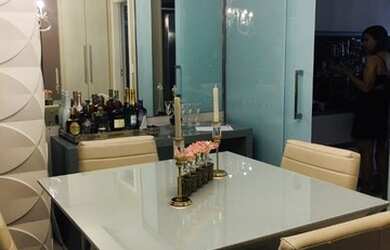 Imagem: A casa possui 4 Dormitórios, 3 Banheiros, 3 Vagas na garagem