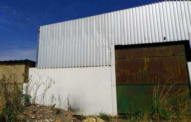 Imagem: O depósito possui 600m² de Área e está localizado em Distrito