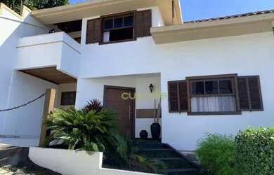 Imagem: A casa em condomínio possui 3 Dormitórios, 4 Banheiros, 3