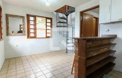 Imagem: A casa em condomínio possui 2 Dormitórios, 1 Banheiro, 1 Vaga