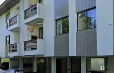 Imagem: O apartamento possui 1 Dormitório, 1 Banheiro, 1 Vaga na garagem