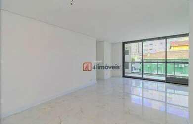 Imagem: O apartamento possui 2 Dormitórios, 2 Banheiros, 2 Vagas na