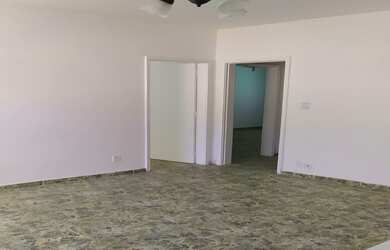 Imagem: O apartamento possui 2 Dormitórios, 2 Banheiros, 80m² de Área
