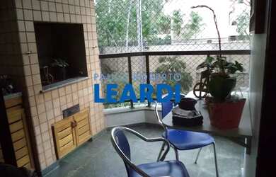 Imagem: O apartamento possui 3 Dormitórios, 2 Banheiros, 2 Vagas na