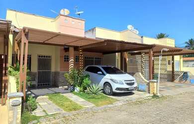 Imagem: A casa em condomínio possui 3 Dormitórios, 3 Banheiros, 2