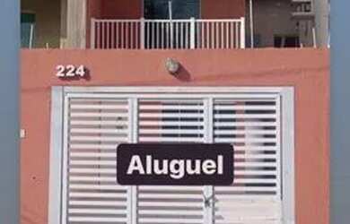 Imagem: A casa possui 3 Dormitórios, 3 Banheiros, 1 Vaga na garagem