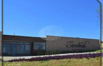 Imagem: O terreno possui 1.630m² de Área e está localizado em Loteamento