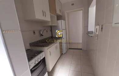 Imagem: O apartamento possui 1 Dormitório, 1 Banheiro, 1 Vaga na garagem