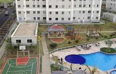 Imagem: O apartamento possui 2 Dormitórios, 1 Banheiro, 1 Vaga na garagem