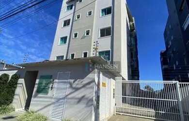 Imagem: O apartamento possui 1 Dormitório, 2 Banheiros, 1 Vaga na garagem