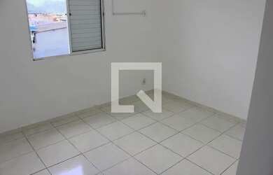 Imagem: A casa possui 2 Dormitórios, 2 Banheiros, 1 Vaga na garagem