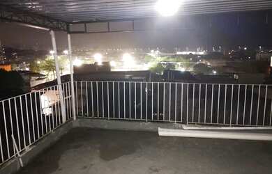 Imagem: A casa possui 2 Dormitórios, 1 Banheiro, 1 Vaga na garagem