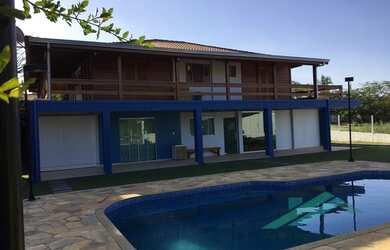 Imagem: A casa em condomínio possui 3 Dormitórios, 3 Banheiros, 5