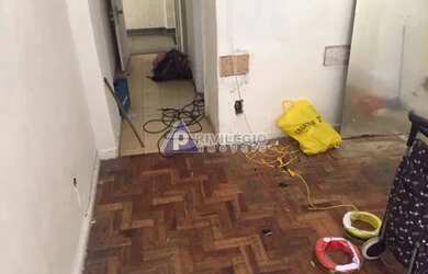 Imagem: A kitnet possui 1 Dormitório, 1 Banheiro, 24m² de Área e