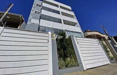 Imagem: O apartamento possui 2 Dormitórios, 1 Banheiro, 2 Vagas na