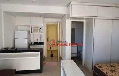 Imagem: O studio possui 1 Dormitório, 1 Banheiro, 1 Vaga na garagem