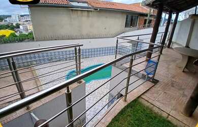 Imagem 6: Linda Casa no Marajoara contendo 06 quartos com ar ,sendo suíte master...